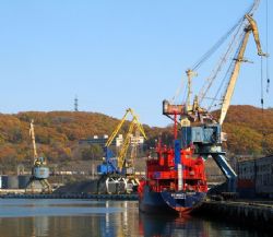 Грузооборот порта в 1 полугодии 2016 года составил 264,7 тыс.тонн