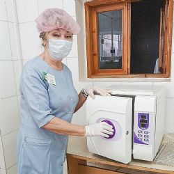 Улыбки, которые вдохновляют: АО «Порт Восточные ворота – Приморский завод» помогает детскому стоматологическому отделению